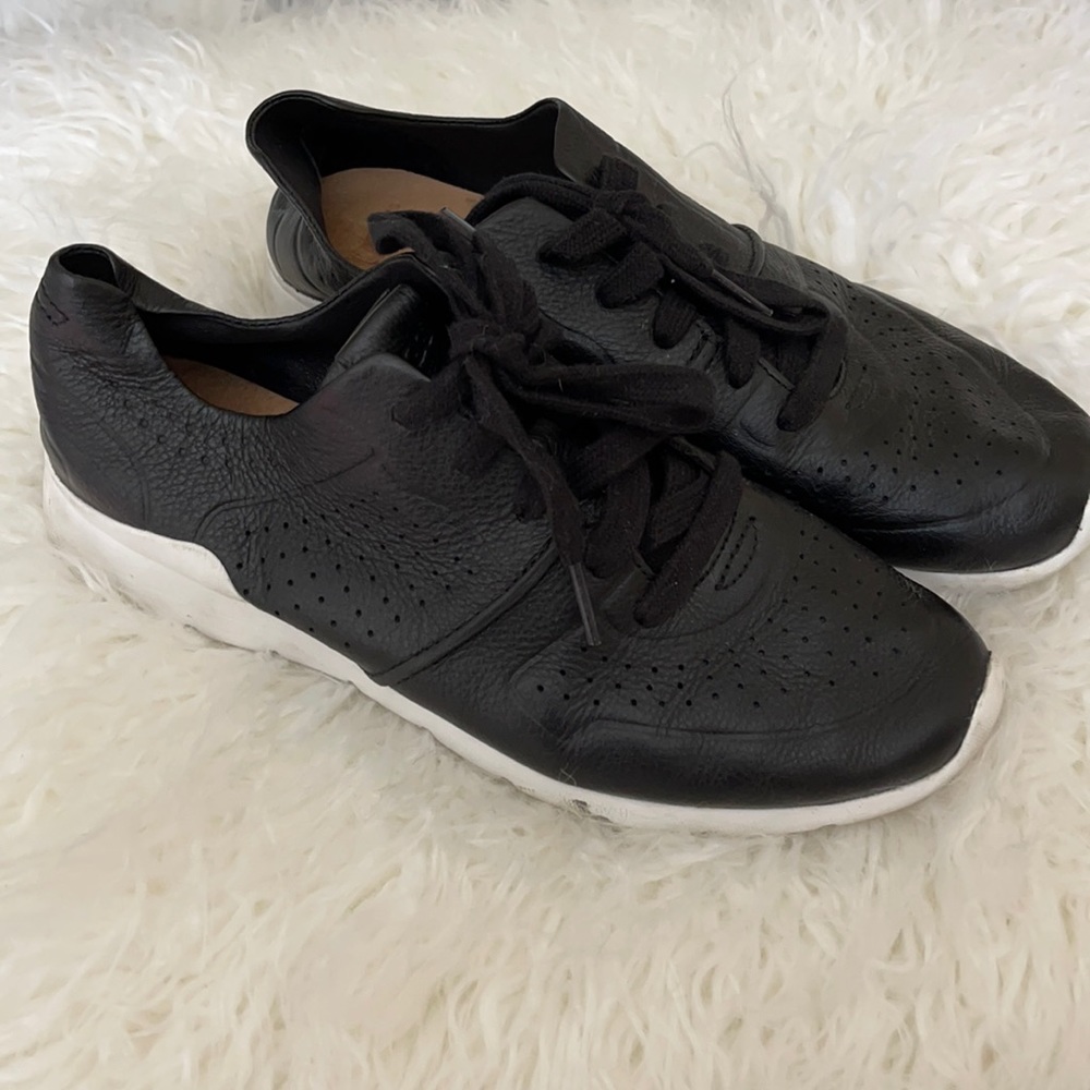 Ugg Treadlite Black Sneakers